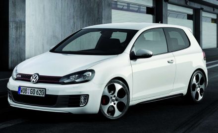Golf Akarsz nyerni egy Golfot?