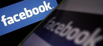 /txt/hirek/kepek/facebook_20110127.jpg Mégis lesz Facebook mobil. Ez most jó?