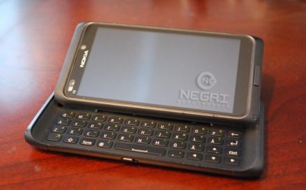 /txt/hirek/kepek/gsmarena_004 440_20100629.jpg Videón a Symbianos Nokia N9!