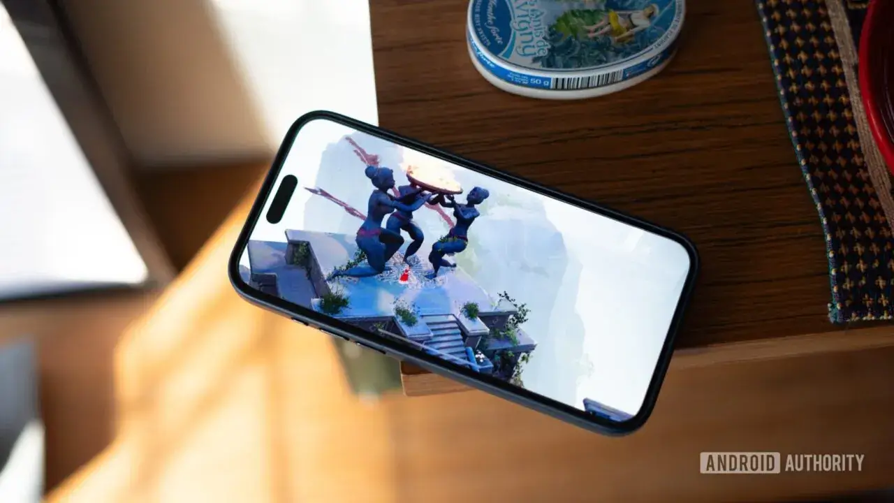 Az Apple iPhone 16 Pro letaszíthatja a trónról a Galaxy S24-et, mint a legvékonyabb keretű okostelefont