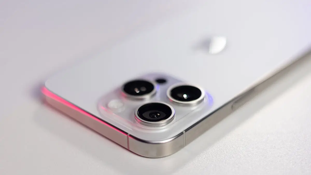 Láthatáron az első iPhone 12 GB RAM-mal és tripla 48 MP-es kamerával!