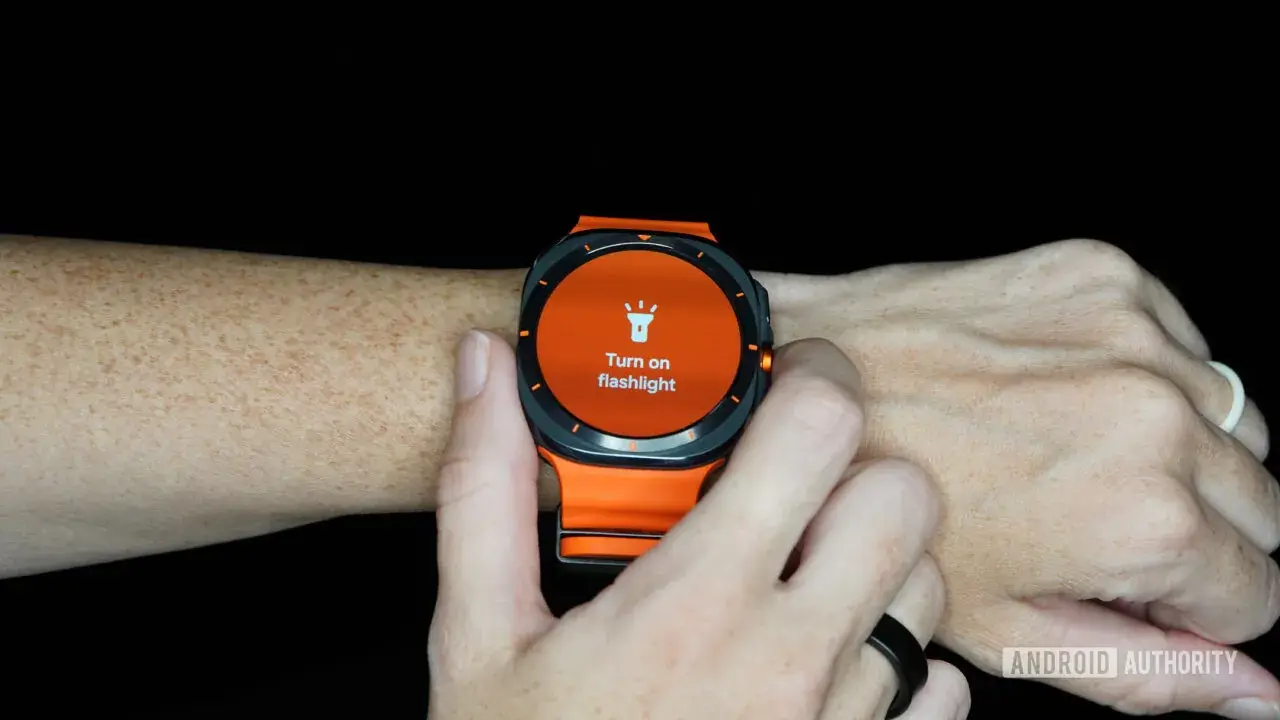 A Galaxy Watch Ultra akciógombja nem méltó a nevéhez